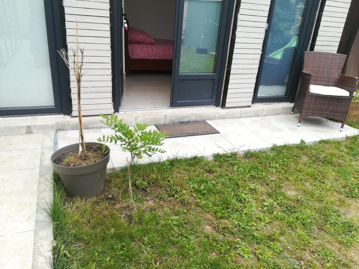 Studio Dependance Maison, 5 Mnt Gare & Tram Vénissieux 외부 사진